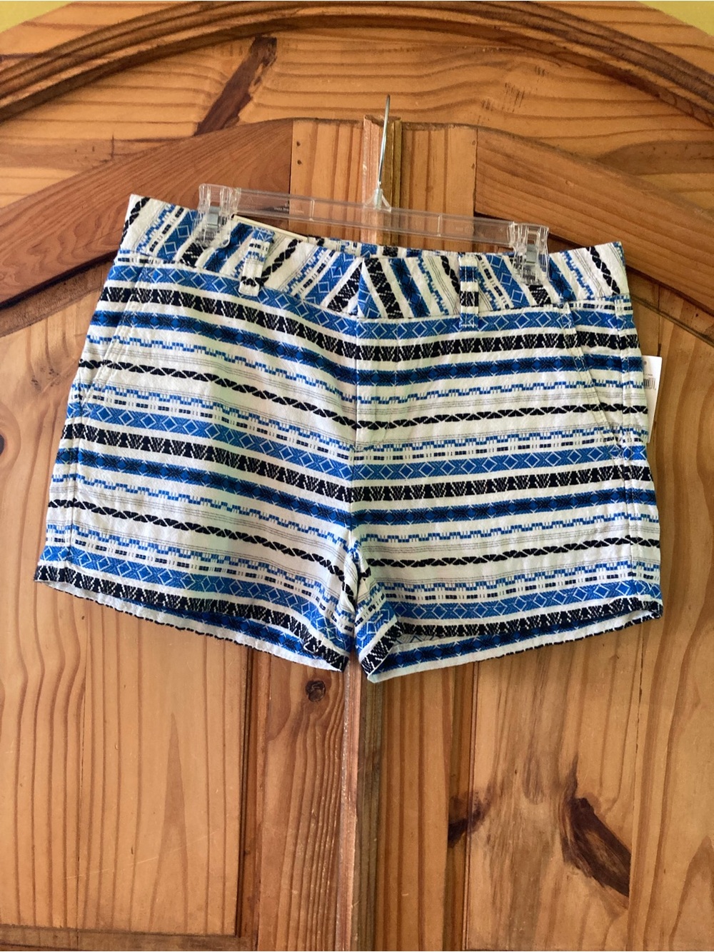 Women’s Gap The City 3” Short blue black striped cute shorts size 8 - NWT